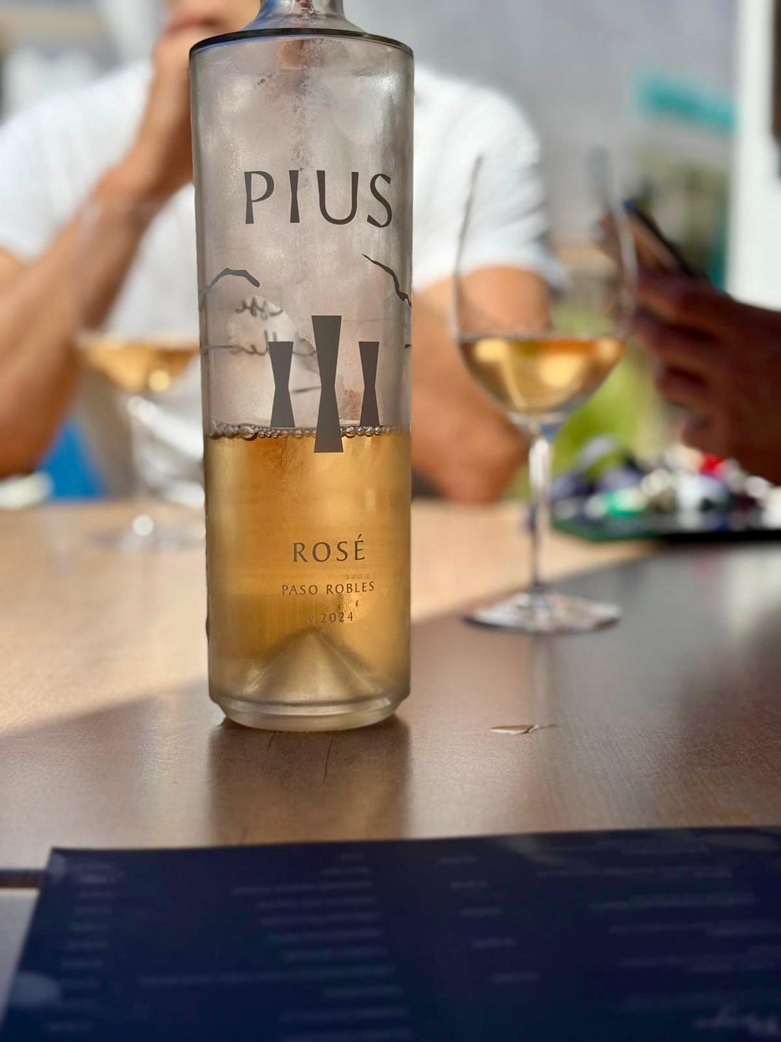 From Bruschetta to Caviar: What to pair with PIUS Rosé 2025 (Besides Another Glass)